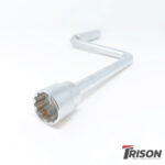 0 18in Crank Handle for Rolling Tarp System